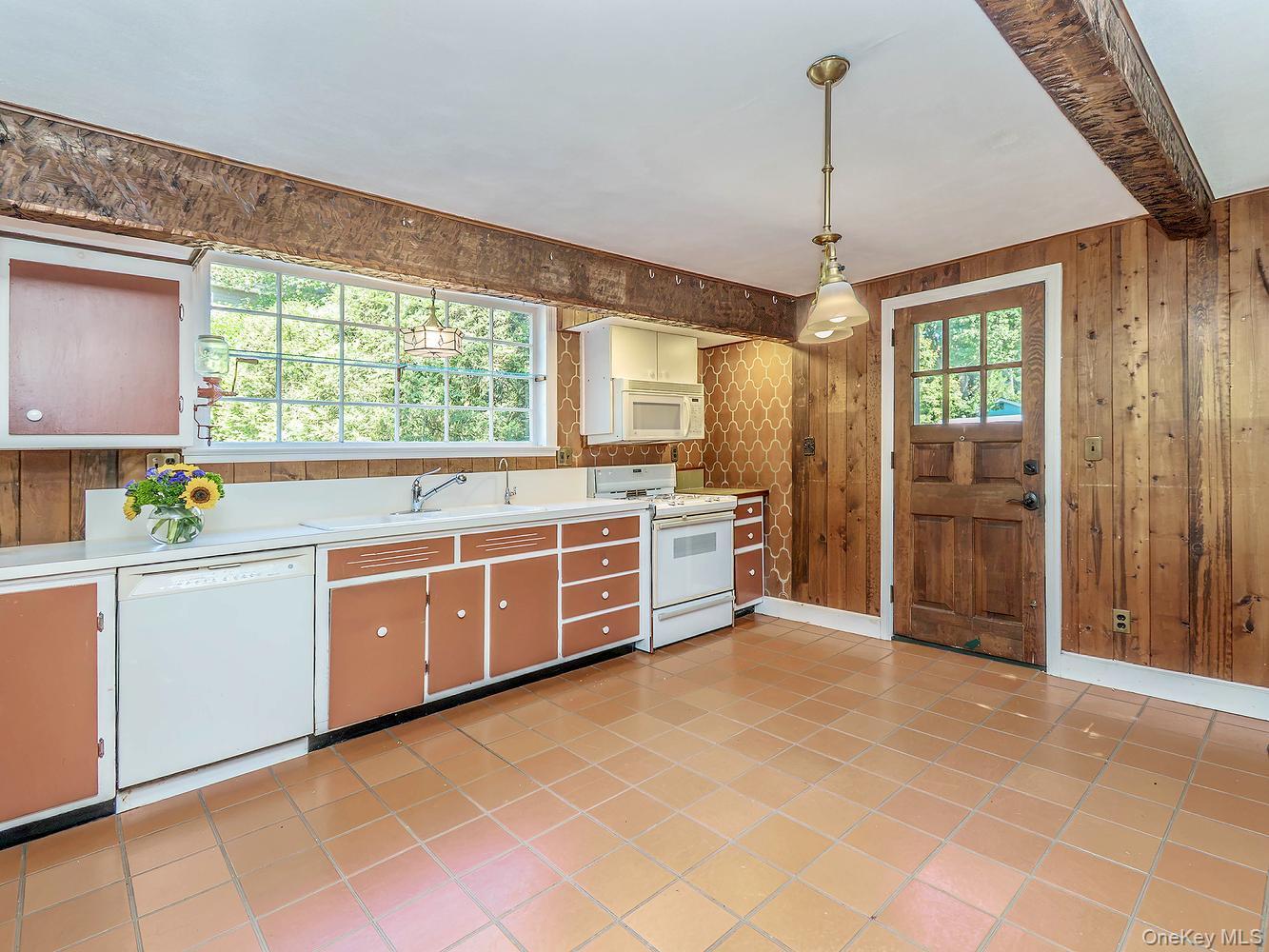 Single Family Prospect Avenue  Nassau County, NY 11579, MLS-1049260-16