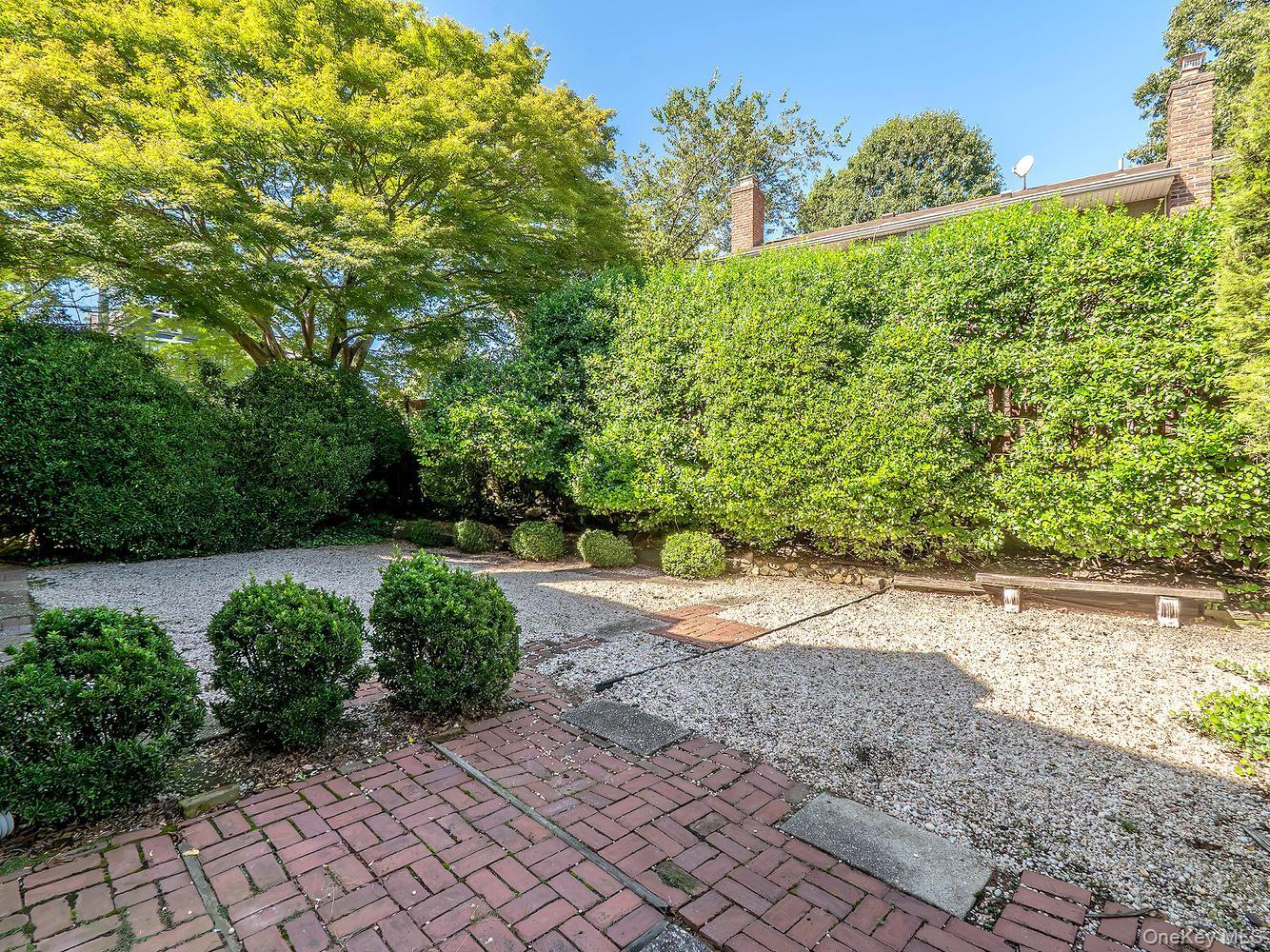 Single Family Prospect Avenue  Nassau County, NY 11579, MLS-1049260-35