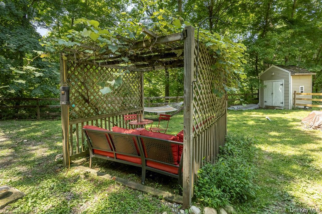 Single Family Creekside Place Dutchess County, NY 12569, MLS-1049263-27