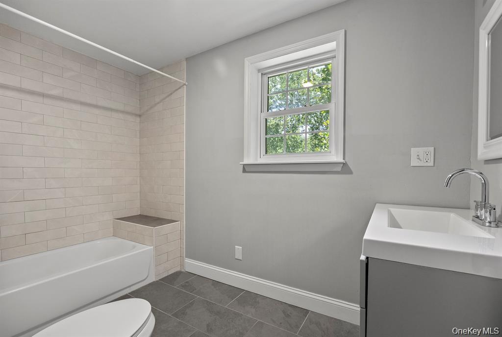 Single Family Creekside Place Dutchess County, NY 12569, MLS-1049263-42