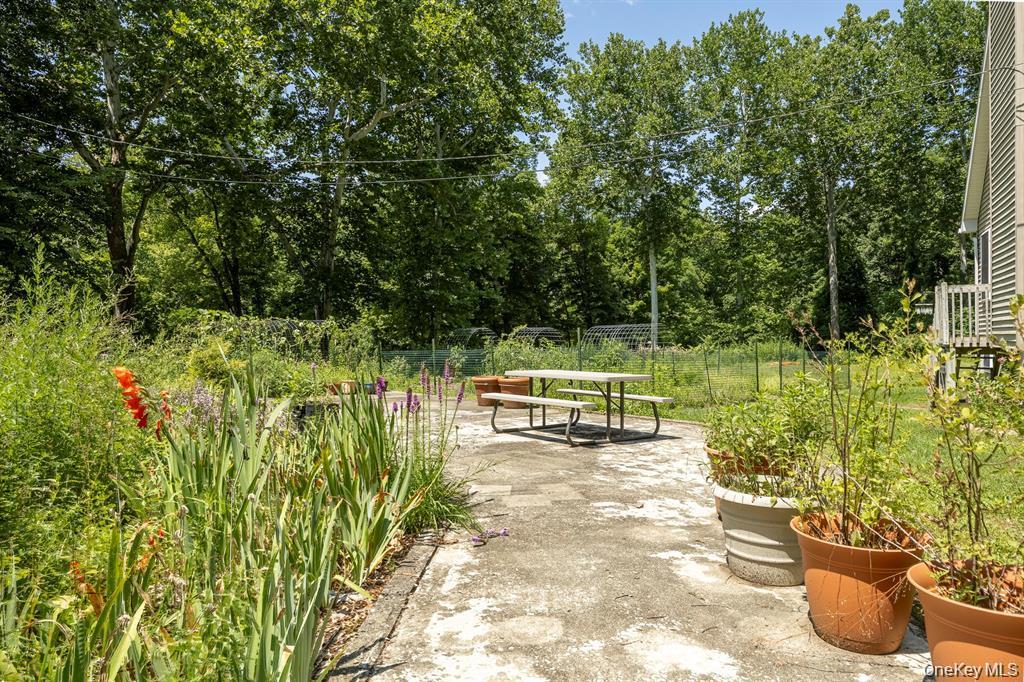 Single Family Creekside Place Dutchess County, NY 12569, MLS-1049263-48