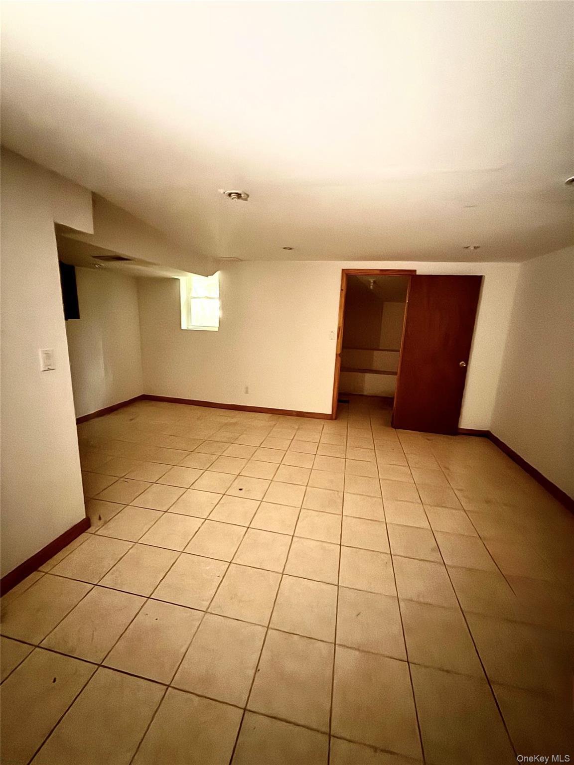 Single Family 66th Avenue  Queens, NY 11362, MLS-1049269-16