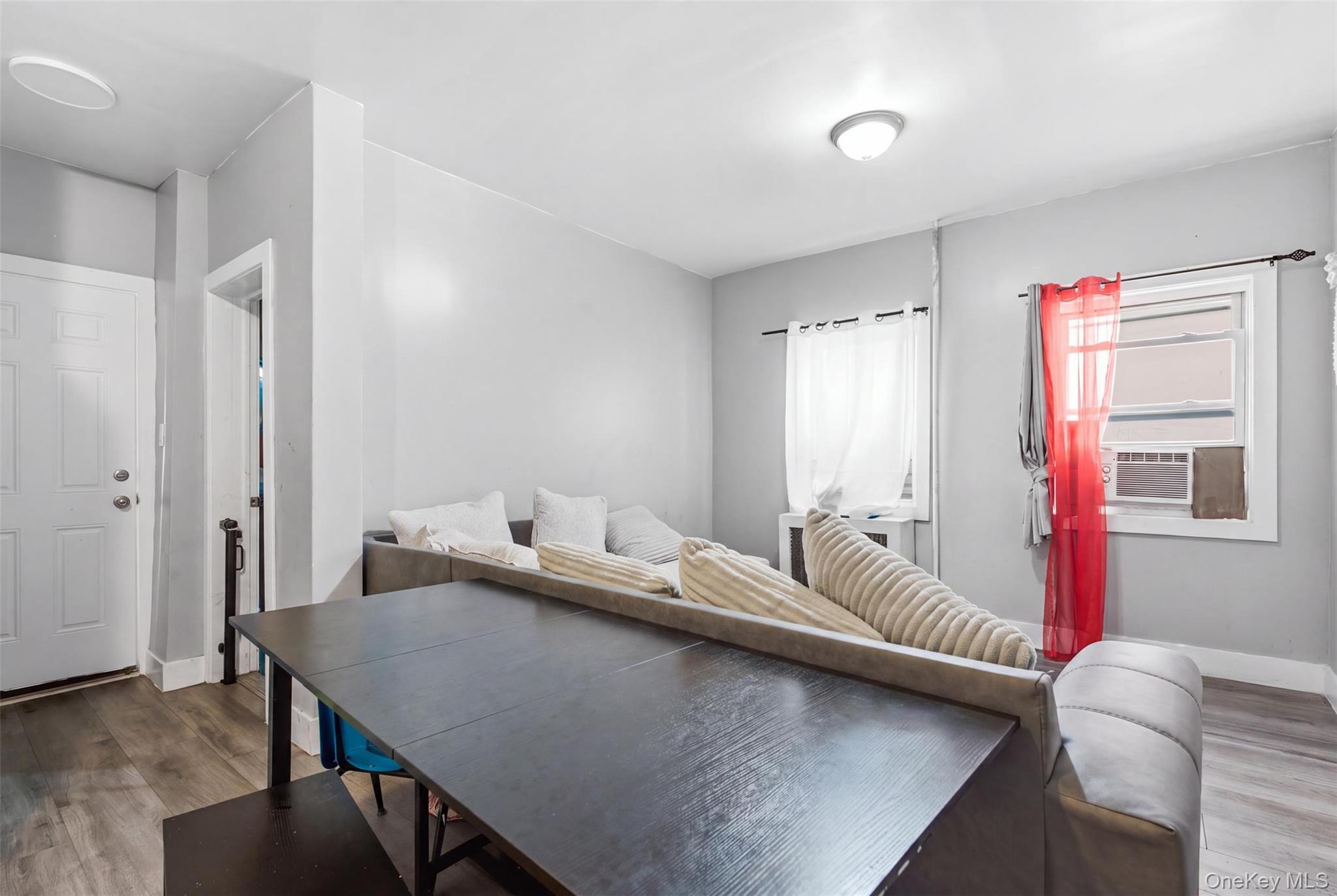 Single Family E 224th Street Bronx, NY 10466, MLS-1049290-14