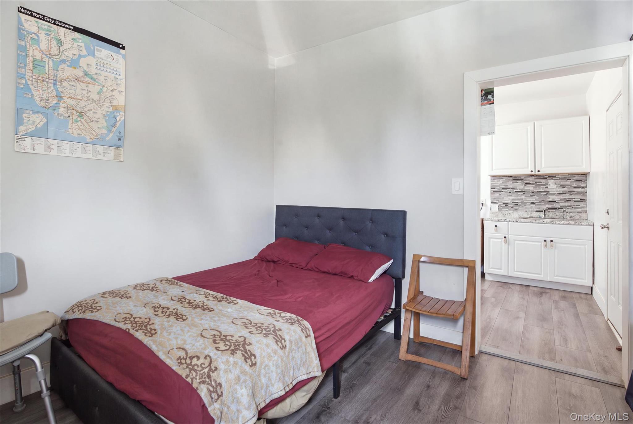 Single Family E 224th Street Bronx, NY 10466, MLS-1049290-15