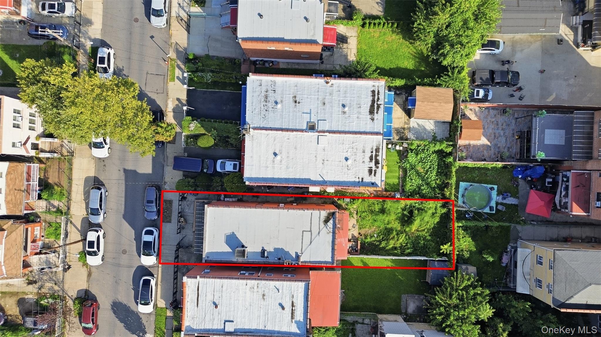 Single Family E 224th Street Bronx, NY 10466, MLS-1049290-22
