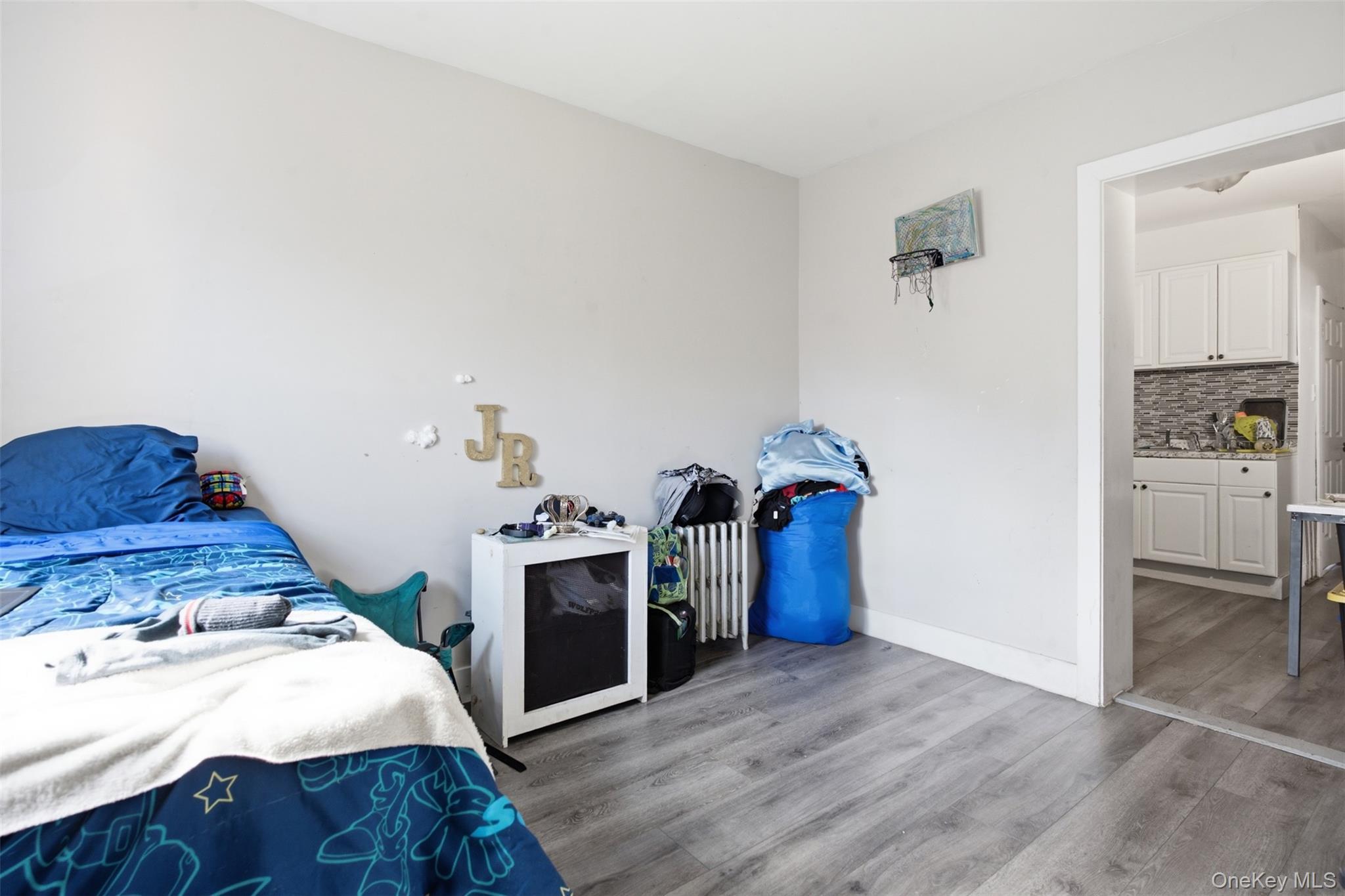 Single Family E 224th Street Bronx, NY 10466, MLS-1049290-7
