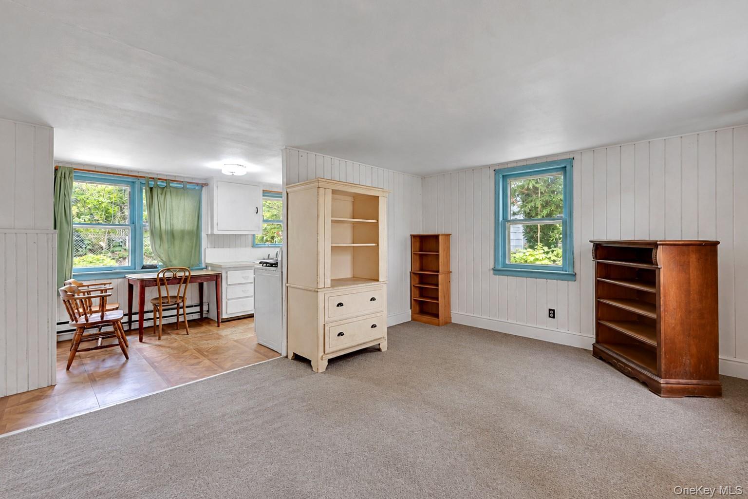 Single Family Peconic Road Suffolk County, NY 11946, MLS-1049296-11