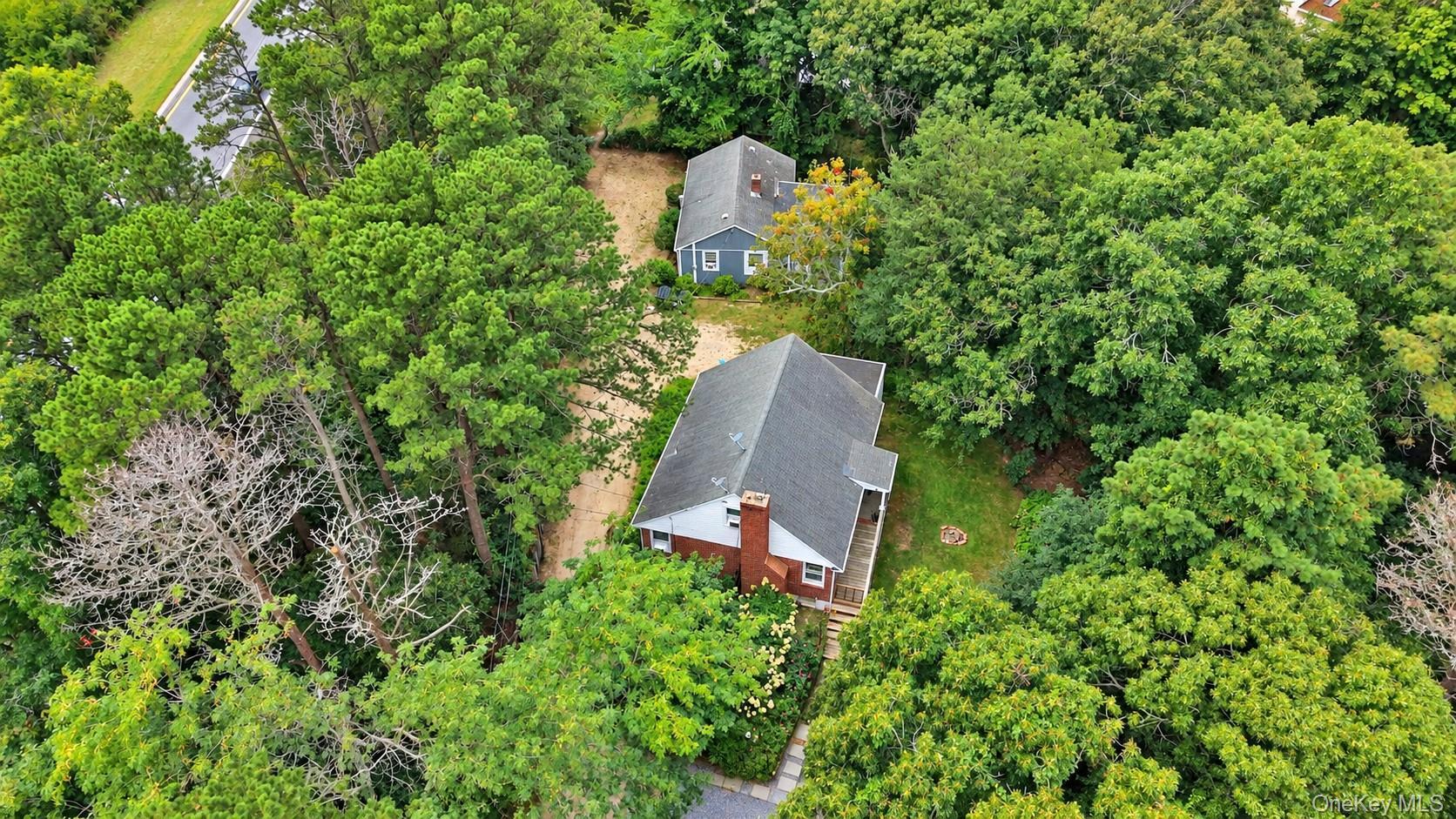 Single Family Peconic Road Suffolk County, NY 11946, MLS-1049296-16