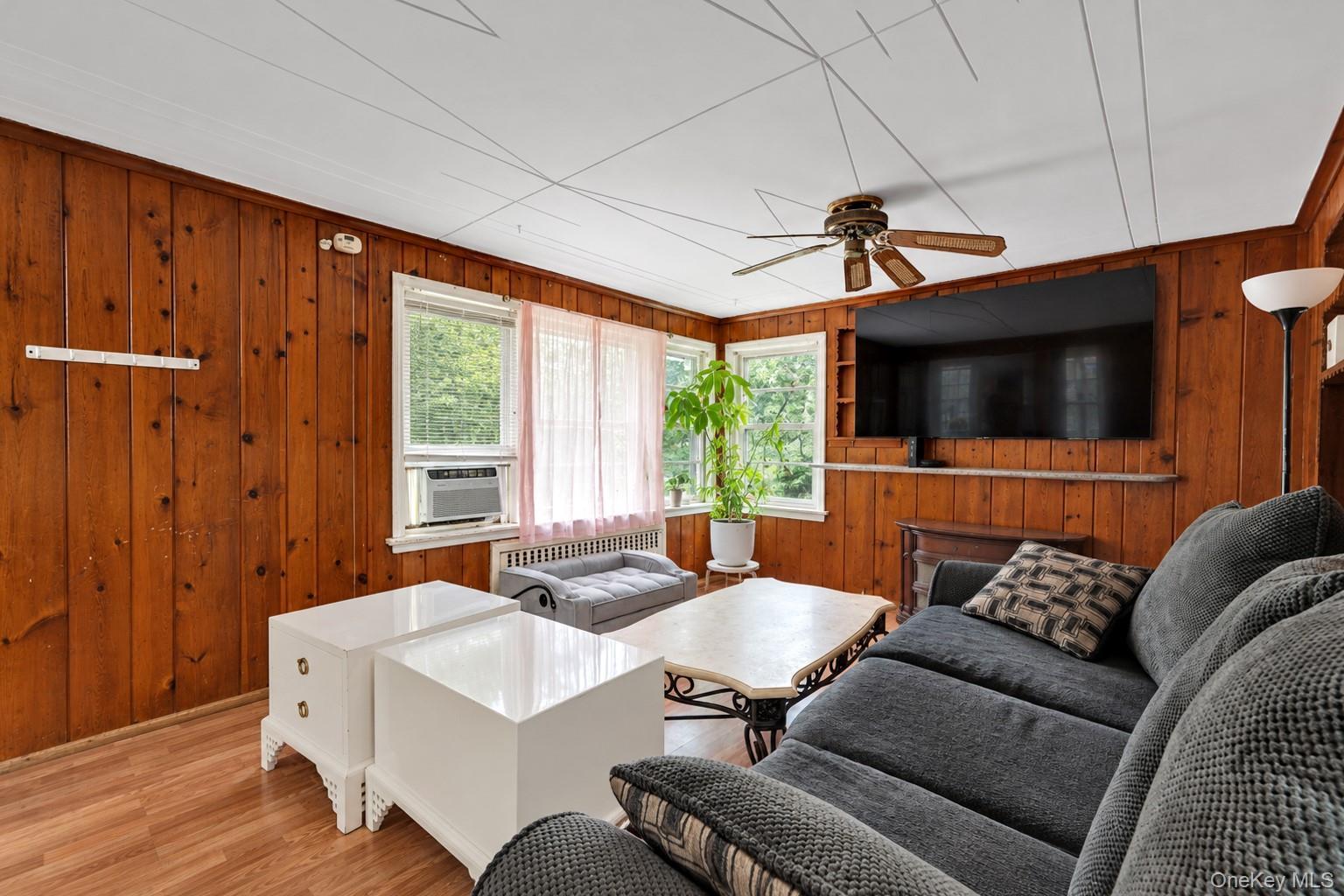 Single Family Peconic Road Suffolk County, NY 11946, MLS-1049296-3