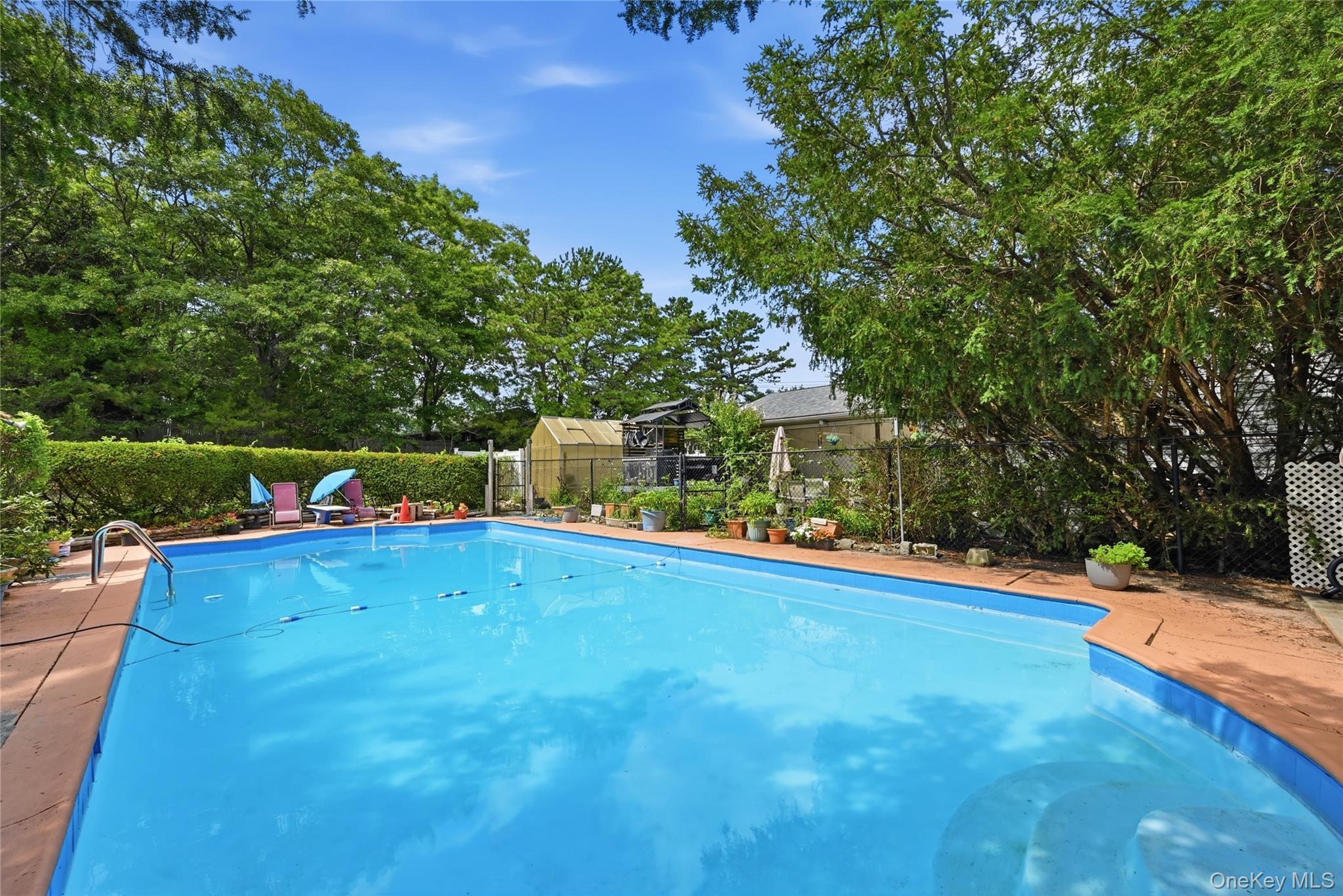 Single Family E Woodside Avenue  Suffolk County, NY 11772, MLS-1049297-24