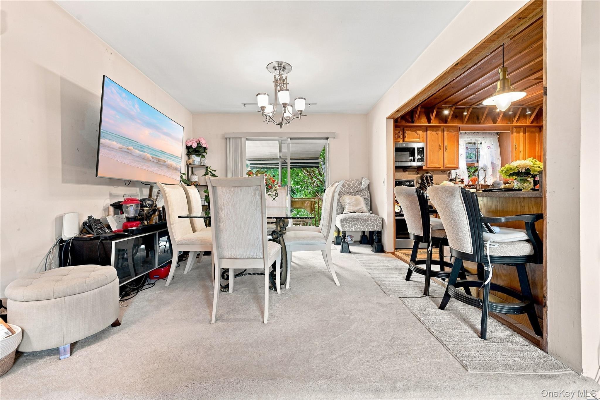 Single Family E Woodside Avenue  Suffolk County, NY 11772, MLS-1049297-9