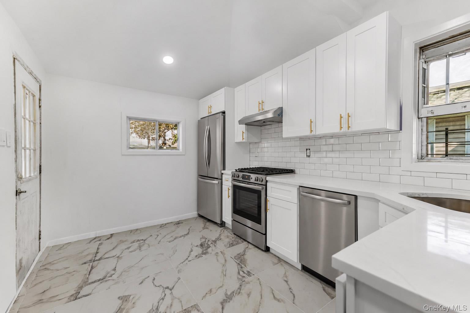 Single Family Mcbride Street Queens, NY 11691, MLS-1049300-11