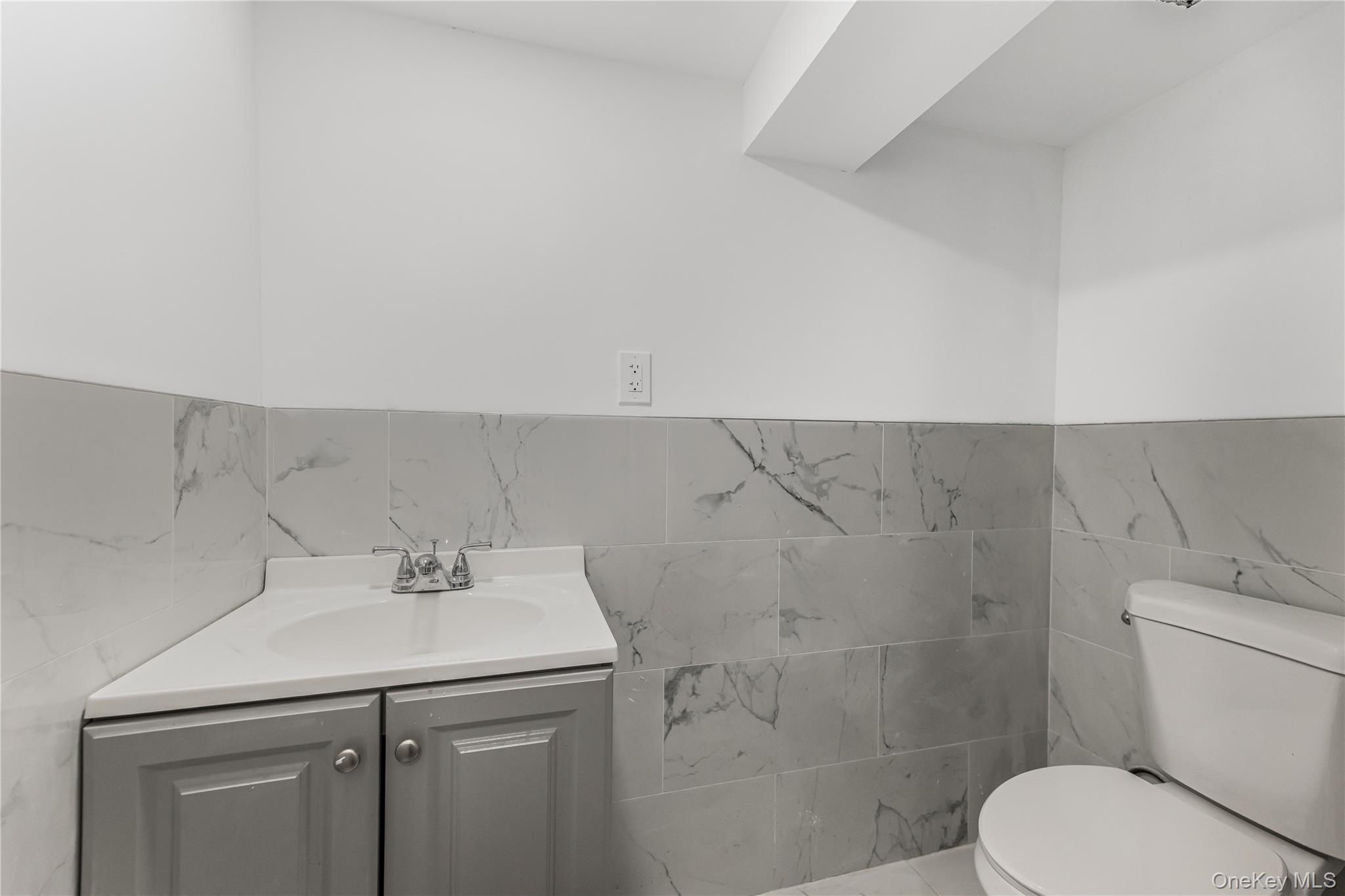 Single Family Mcbride Street Queens, NY 11691, MLS-1049300-30