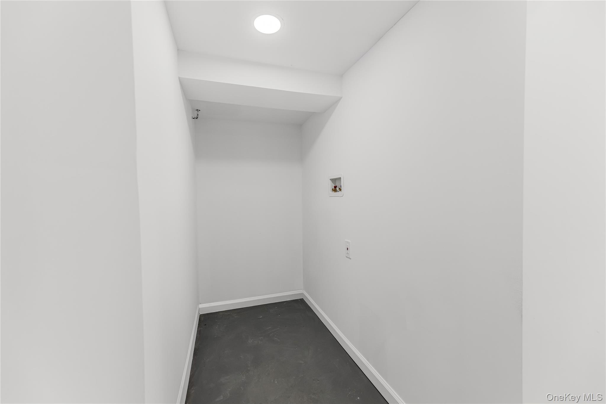 Single Family Mcbride Street Queens, NY 11691, MLS-1049300-34