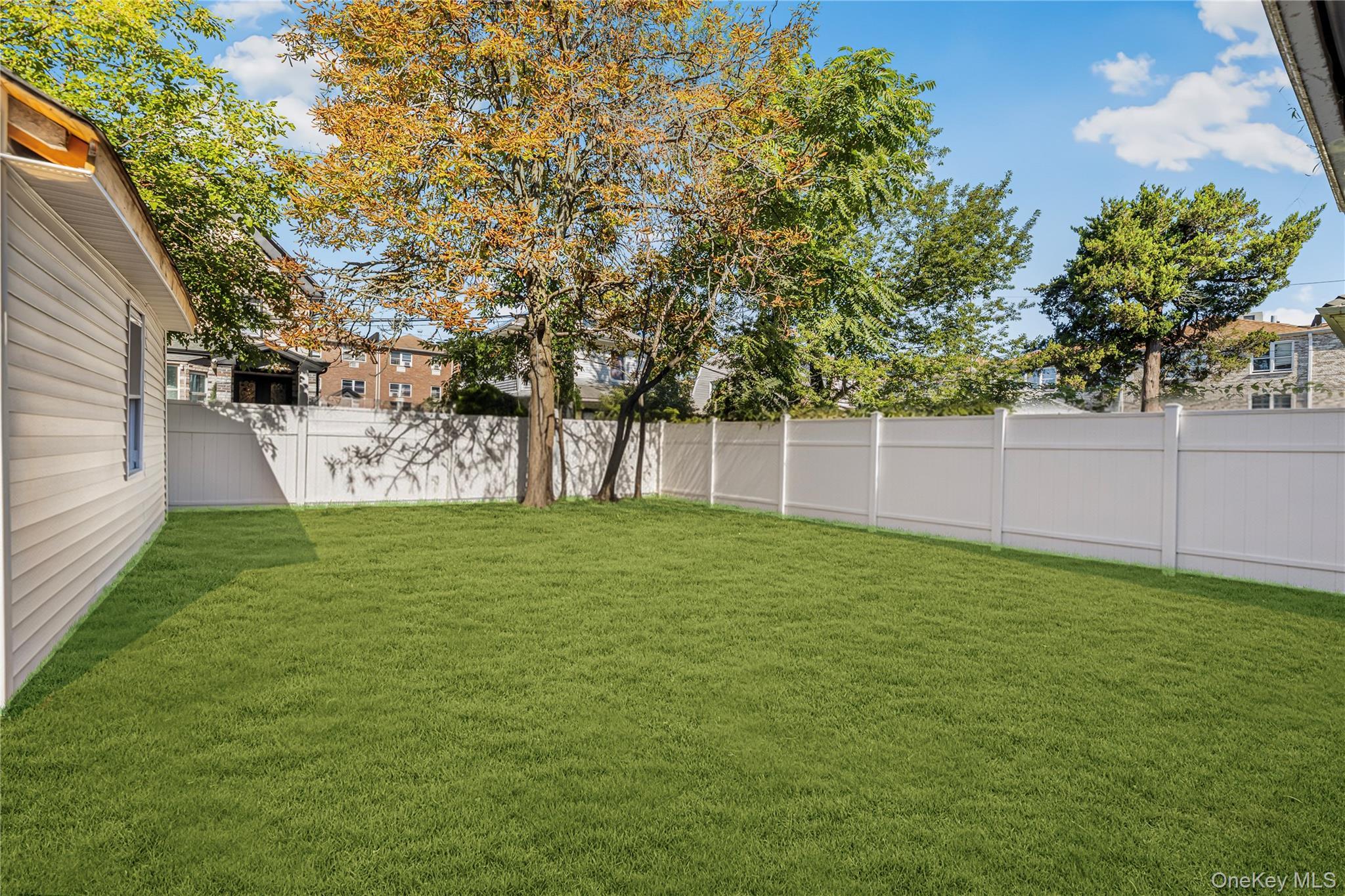 Single Family Mcbride Street Queens, NY 11691, MLS-1049300-36