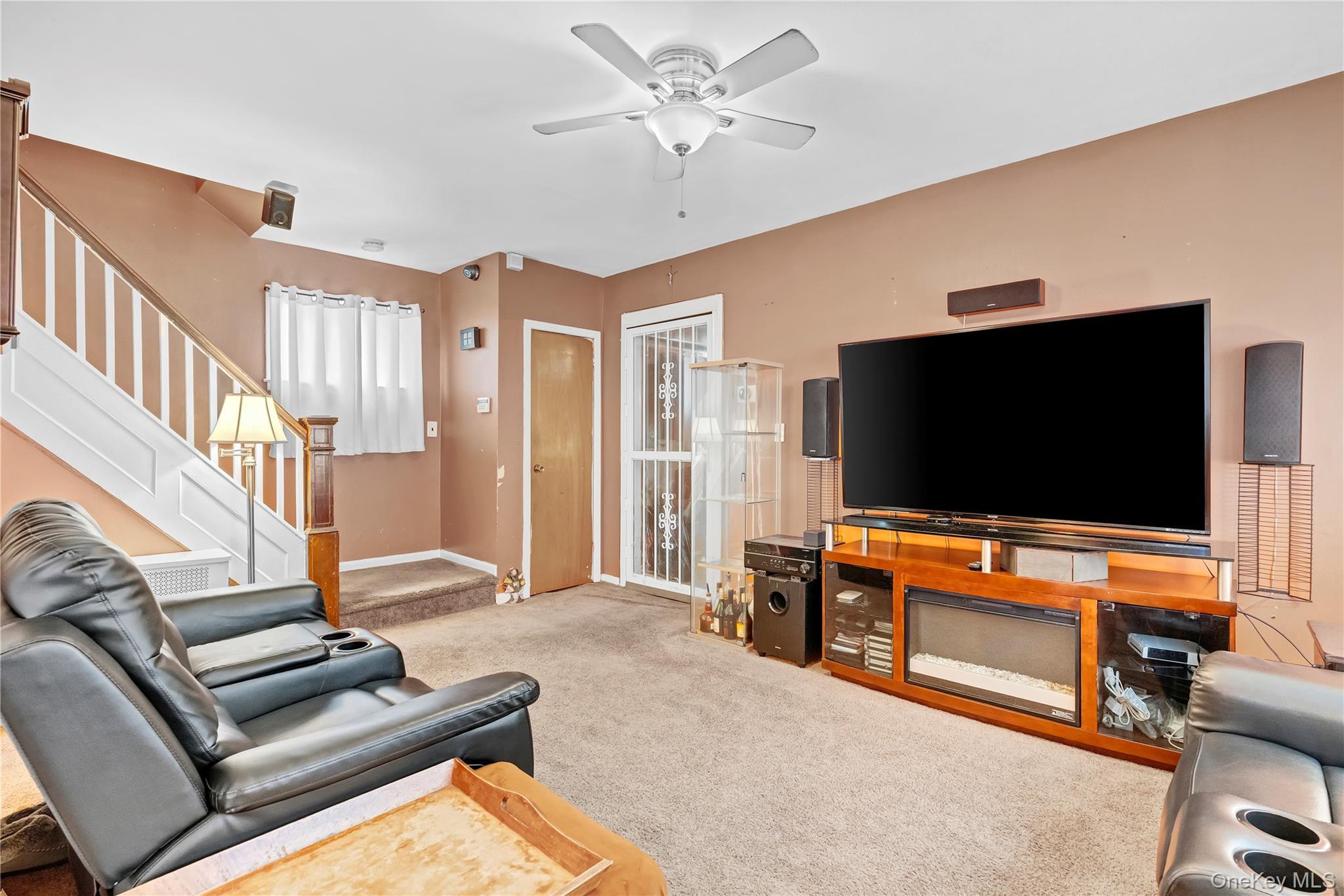 Single Family Hollis Court Boulevard Queens, NY 11427, MLS-1049303-2