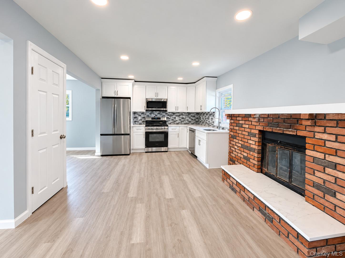Single Family Frank Avenue  Nassau County, NY 11710, MLS-1049304-14