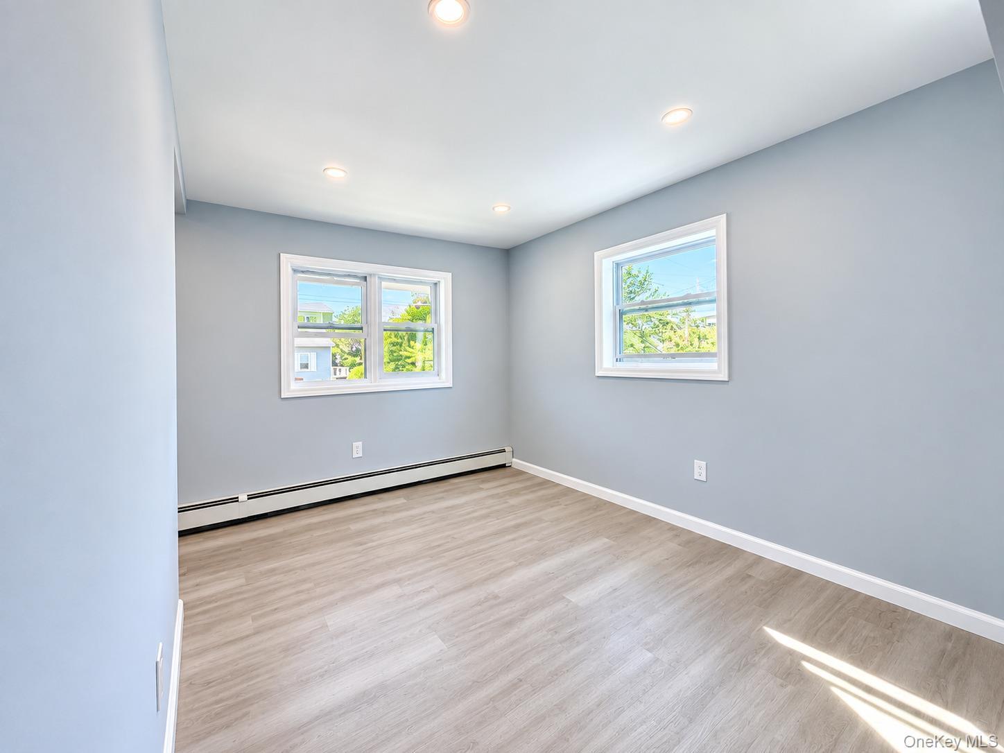 Single Family Frank Avenue  Nassau County, NY 11710, MLS-1049304-15