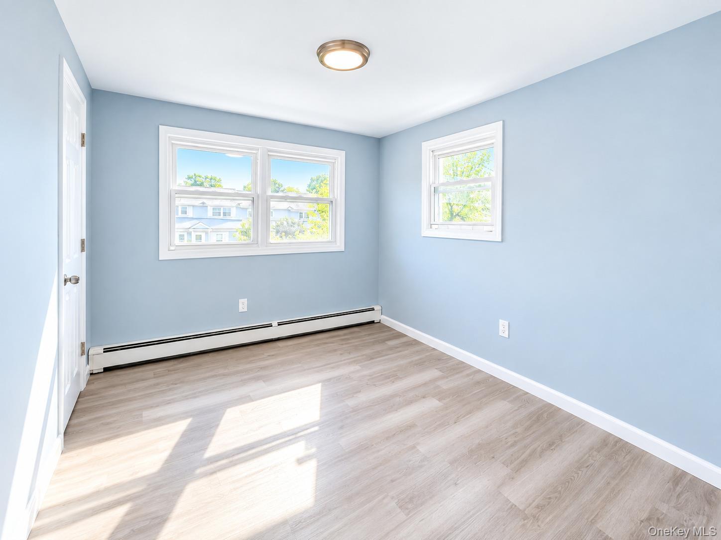 Single Family Frank Avenue  Nassau County, NY 11710, MLS-1049304-17