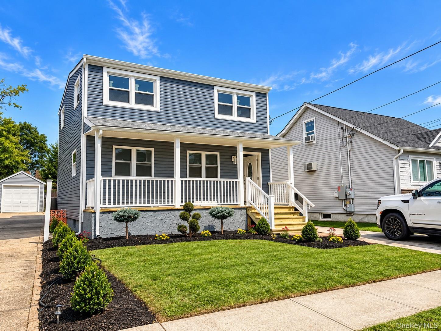 Single Family Frank Avenue  Nassau County, NY 11710, MLS-1049304-2