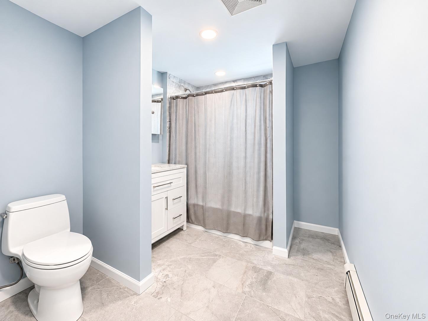 Single Family Frank Avenue  Nassau County, NY 11710, MLS-1049304-22