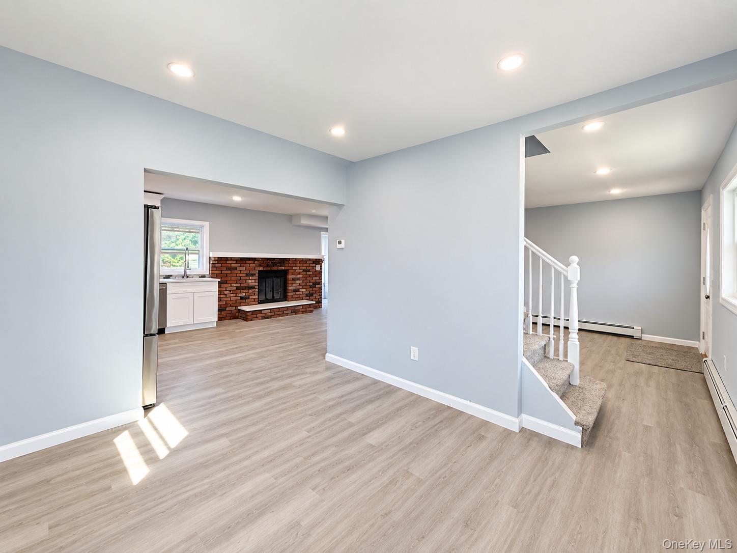 Single Family Frank Avenue  Nassau County, NY 11710, MLS-1049304-9