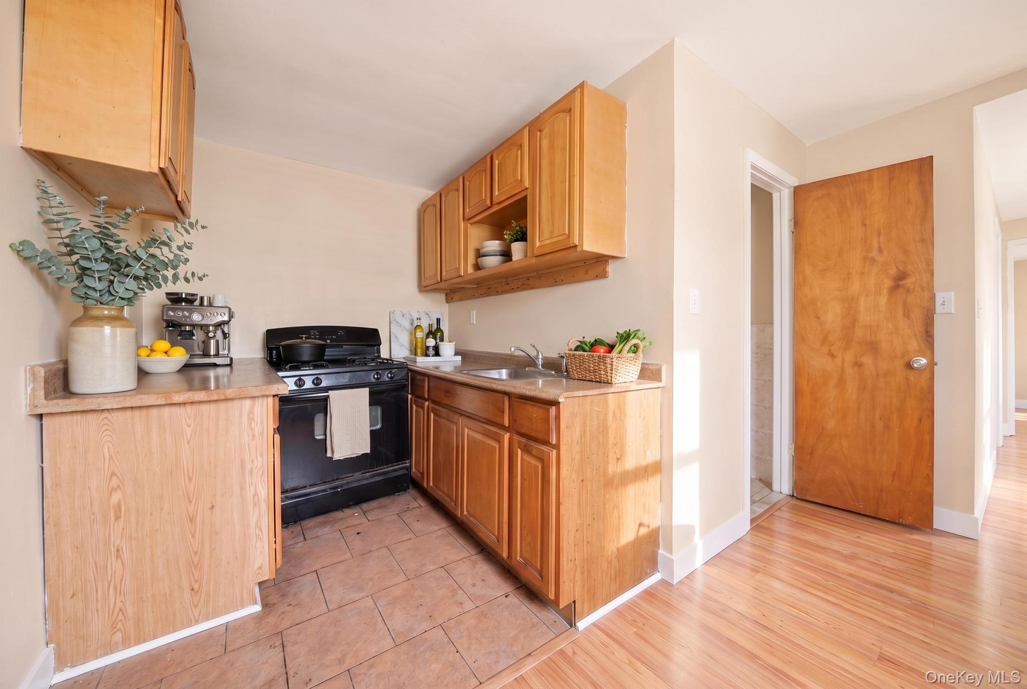 Single Family 148th Street Queens, NY 11436, MLS-1049323-29