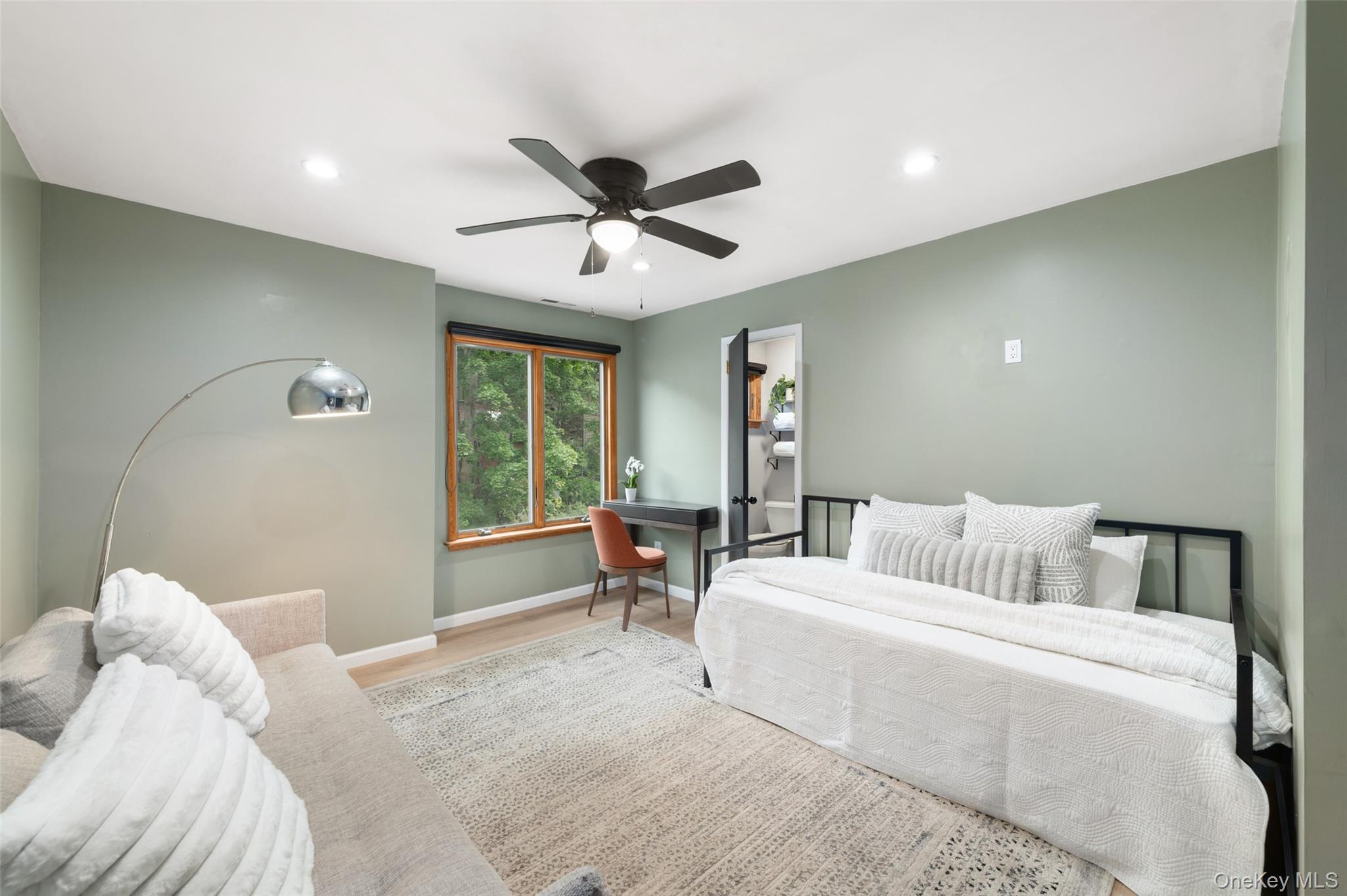 Single Family Boulder Lane Westchester County, NY 10526, MLS-1049328-17