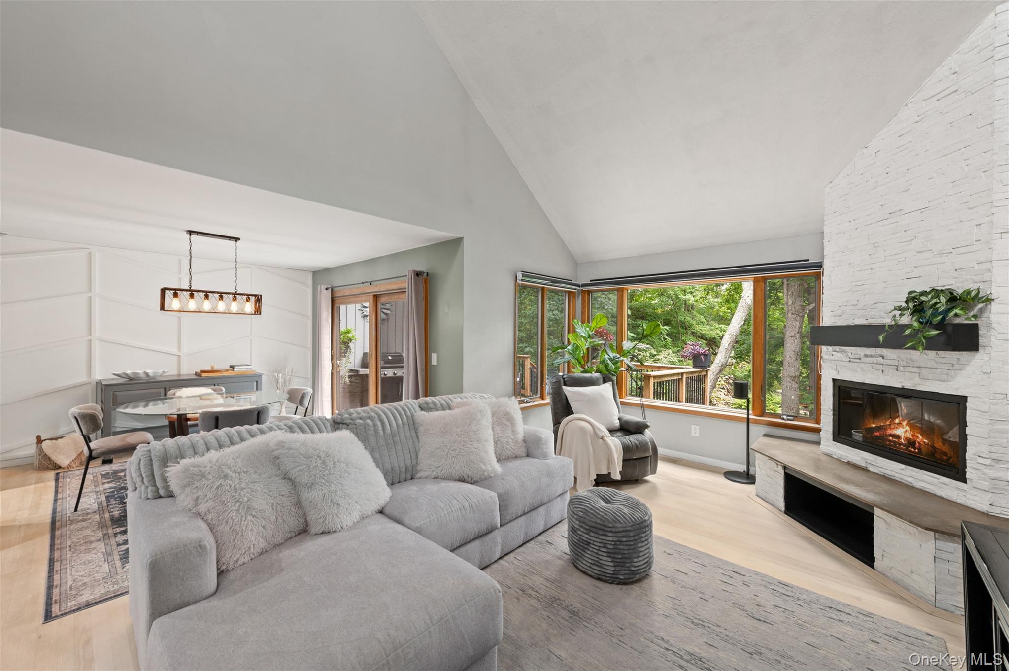 Single Family Boulder Lane Westchester County, NY 10526, MLS-1049328-2