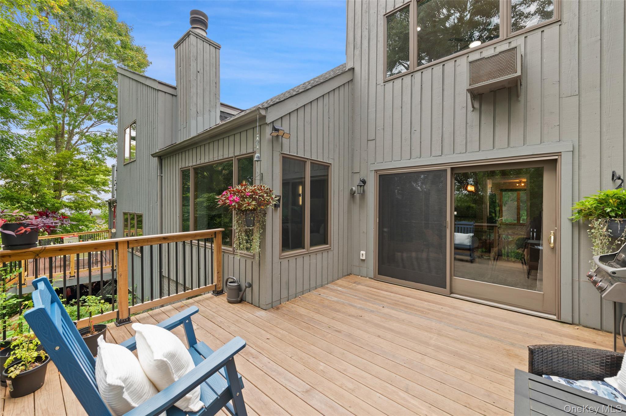 Single Family Boulder Lane Westchester County, NY 10526, MLS-1049328-28