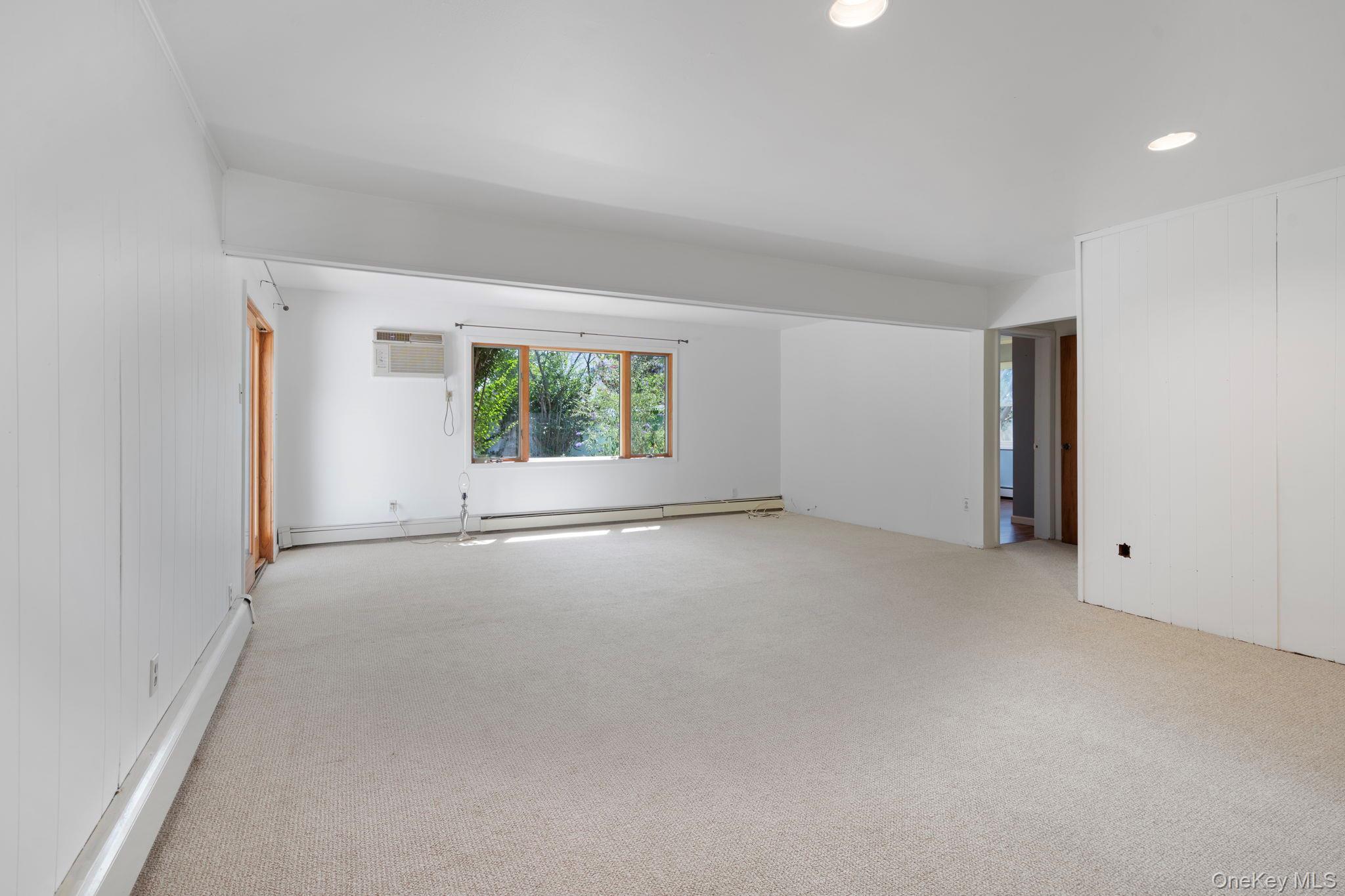 Single Family Grey Lane  Nassau County, NY 11756, MLS-1049334-7