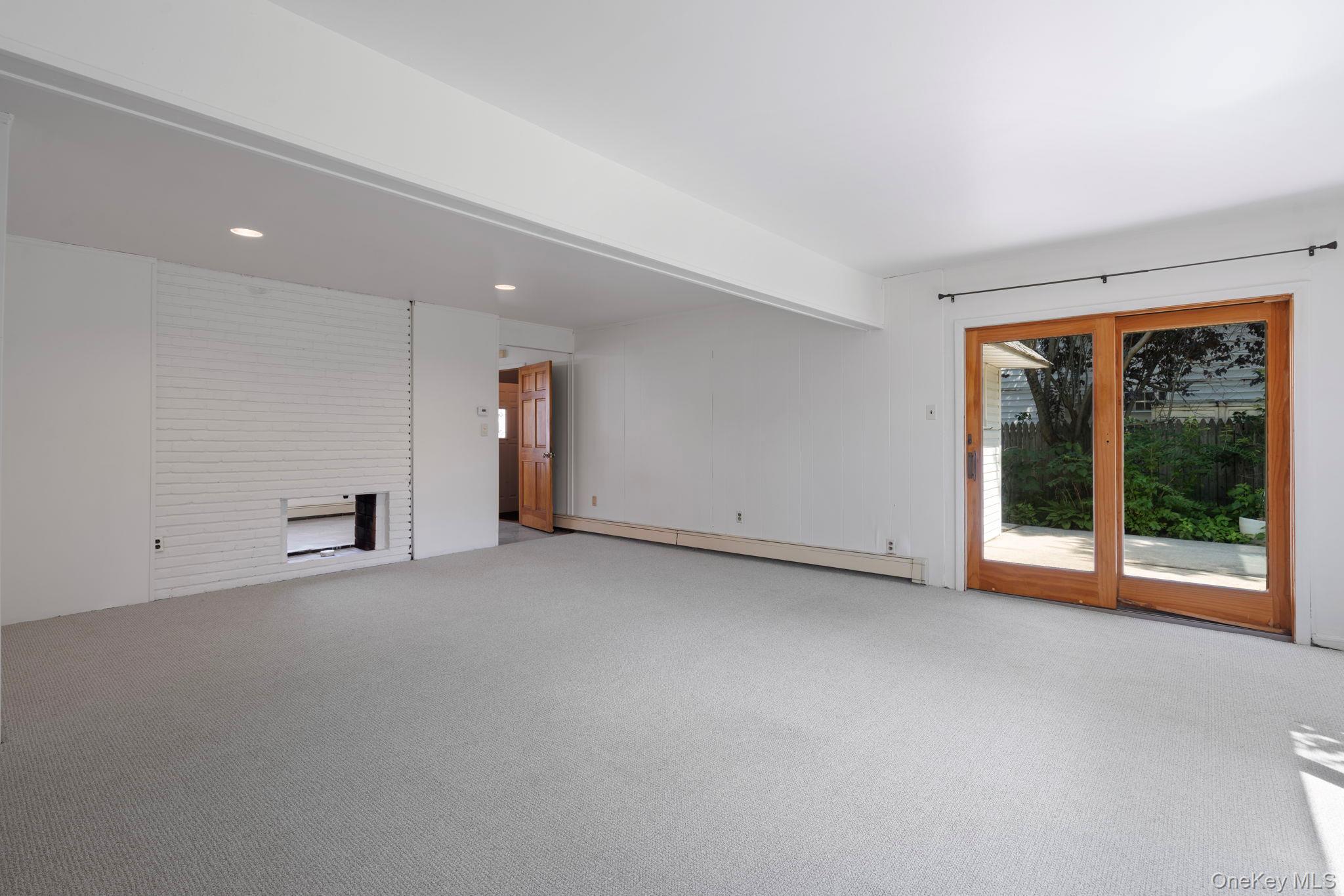 Single Family Grey Lane  Nassau County, NY 11756, MLS-1049334-8