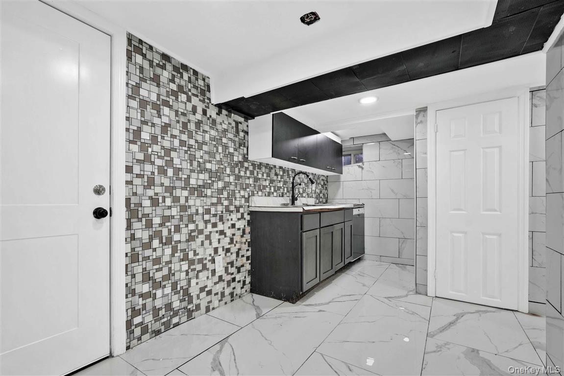 Single Family 104th Street Queens, NY 11418, MLS-1049339-34