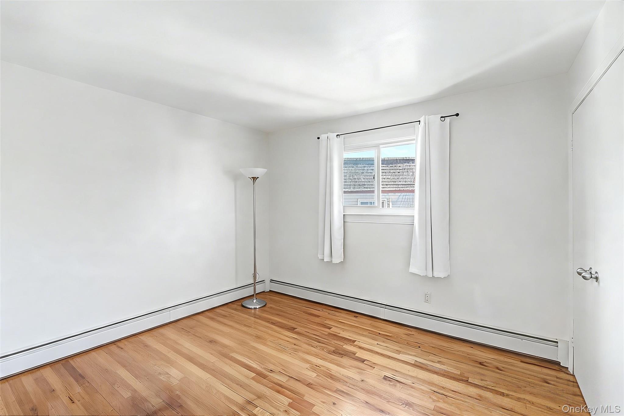 Single Family 255th Street Queens, NY 11363, MLS-1049342-16