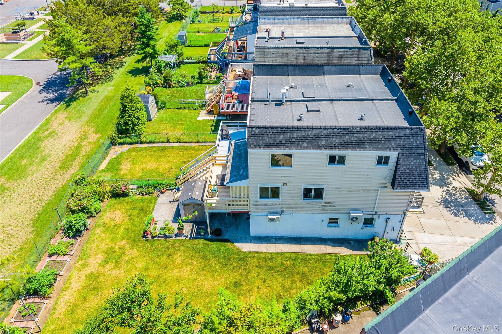 Single Family 255th Street Queens, NY 11363, MLS-1049342-2