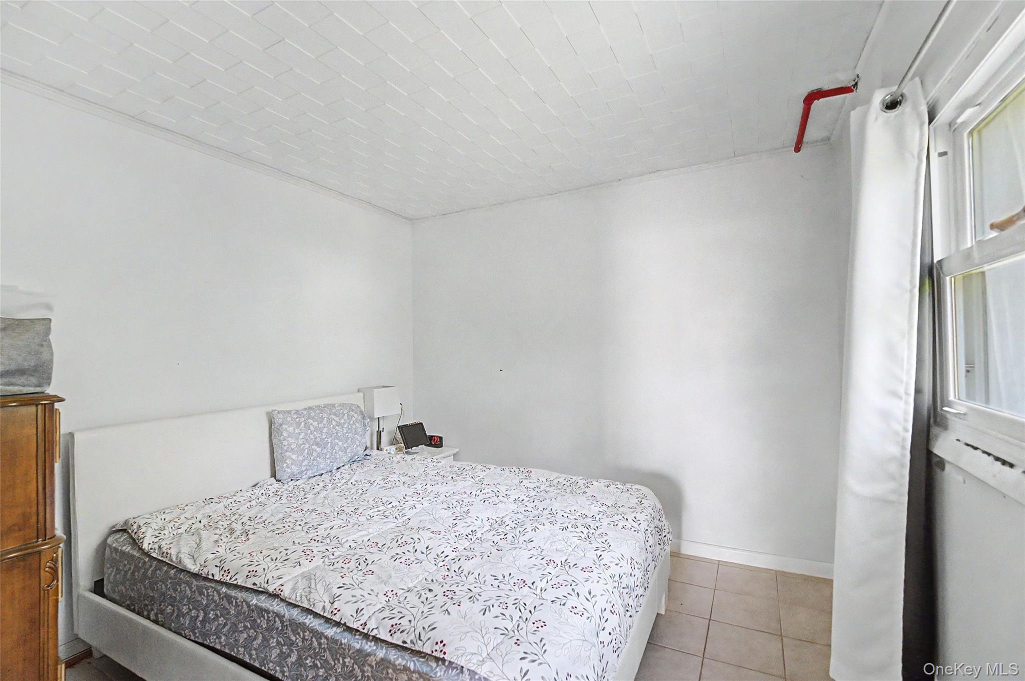 Single Family 255th Street Queens, NY 11363, MLS-1049342-20