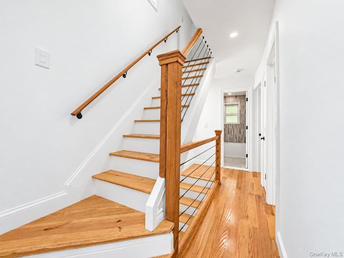 Single Family Lucas Street Queens, NY 11413, MLS-1049348-10