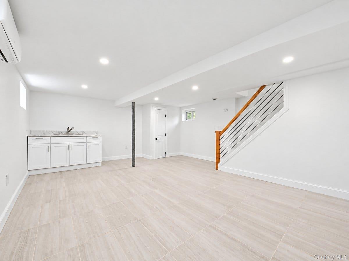Single Family Lucas Street Queens, NY 11413, MLS-1049348-23