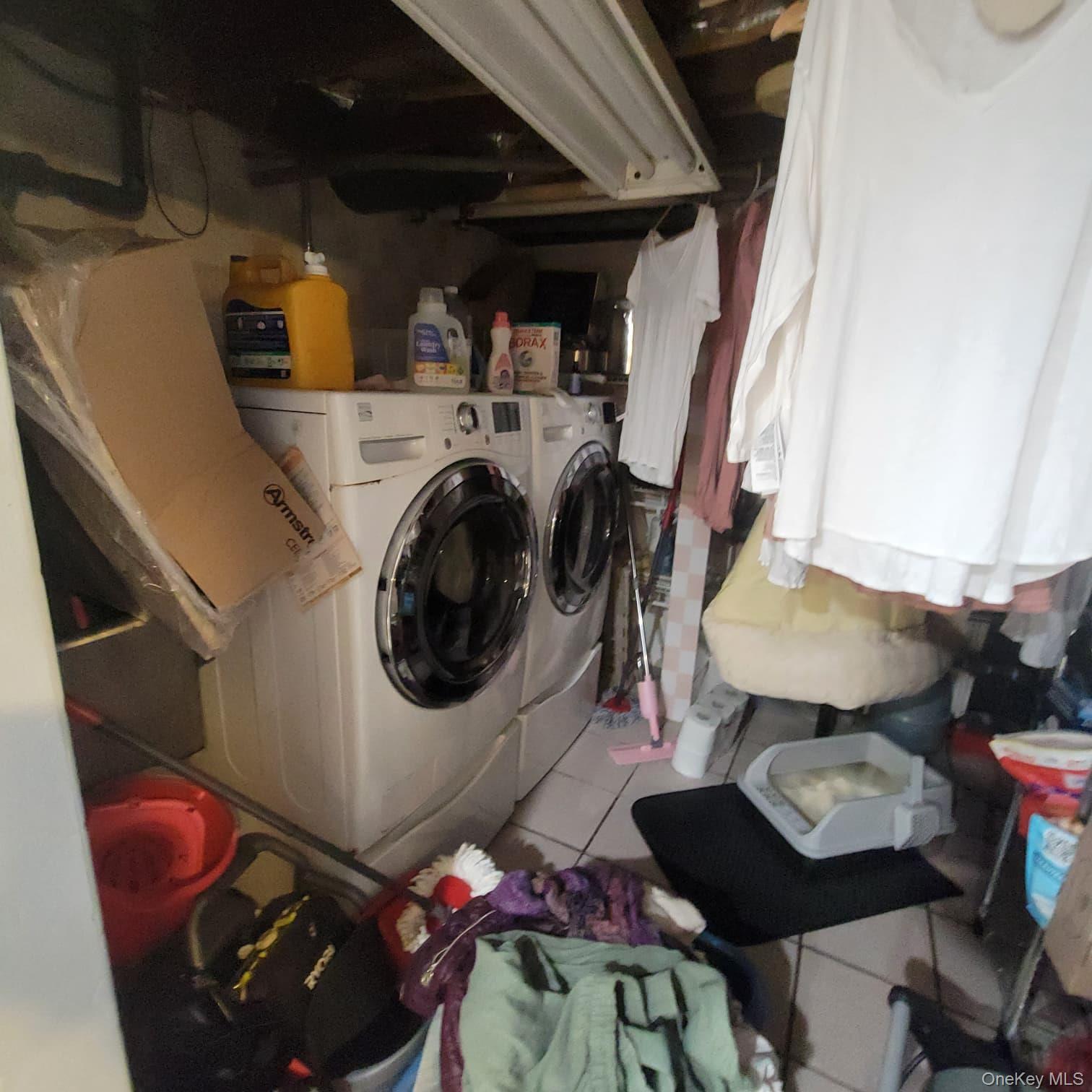 Single Family Graff Avenue Bronx, NY 10465, MLS-1049350-22
