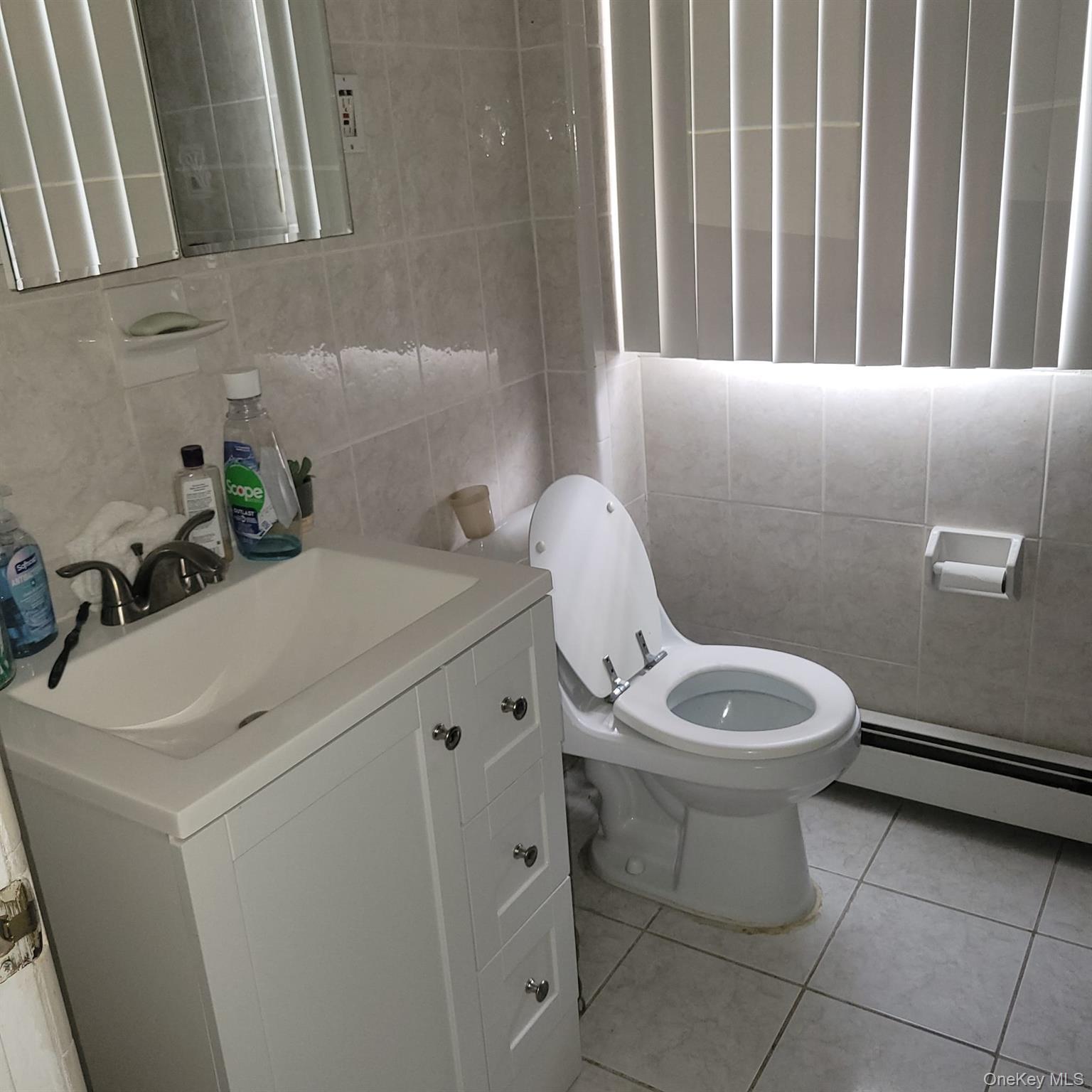 Single Family Graff Avenue Bronx, NY 10465, MLS-1049350-26