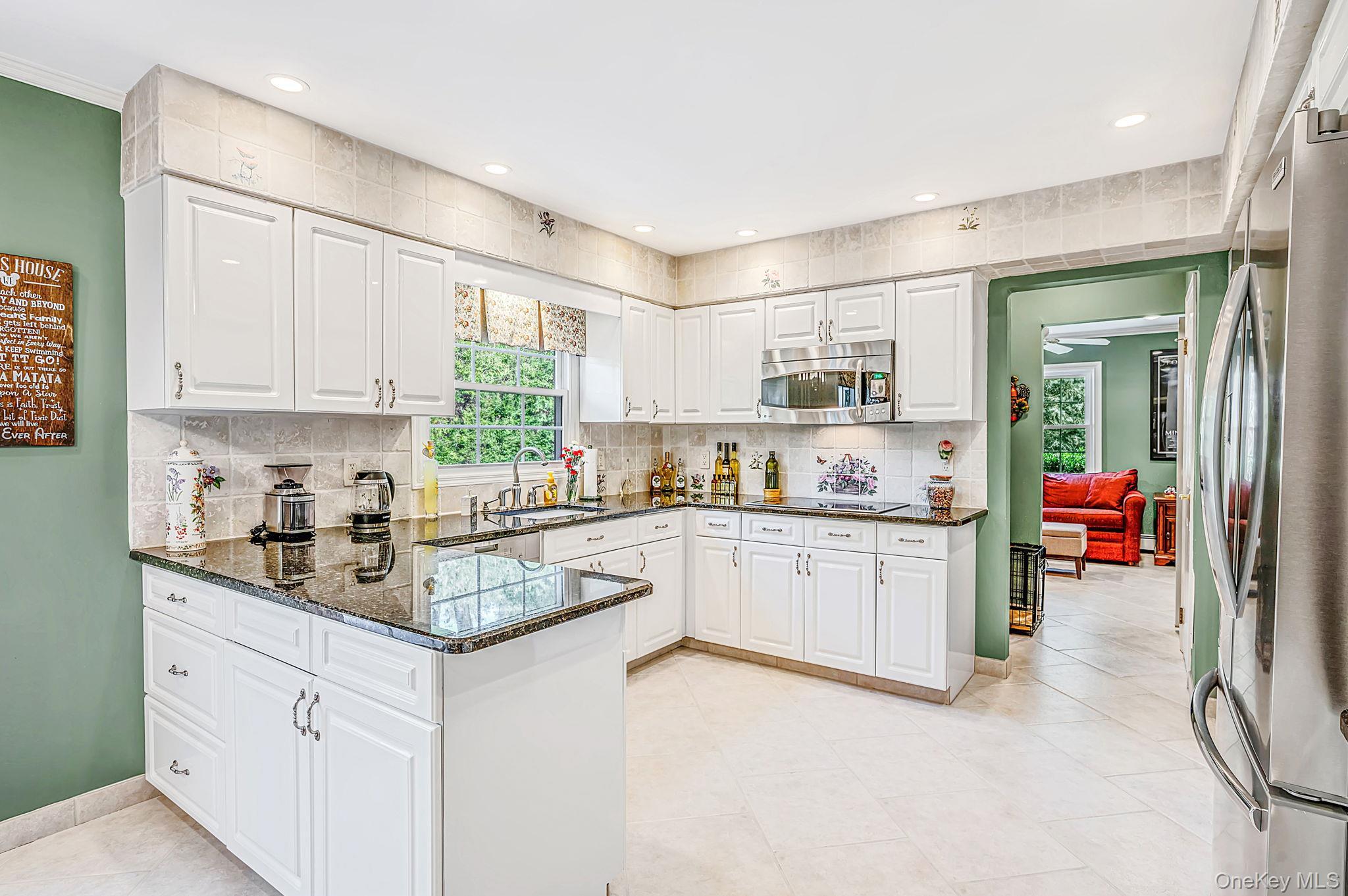 Single Family Damin Circle  Suffolk County, NY 11780, MLS-1049354-10