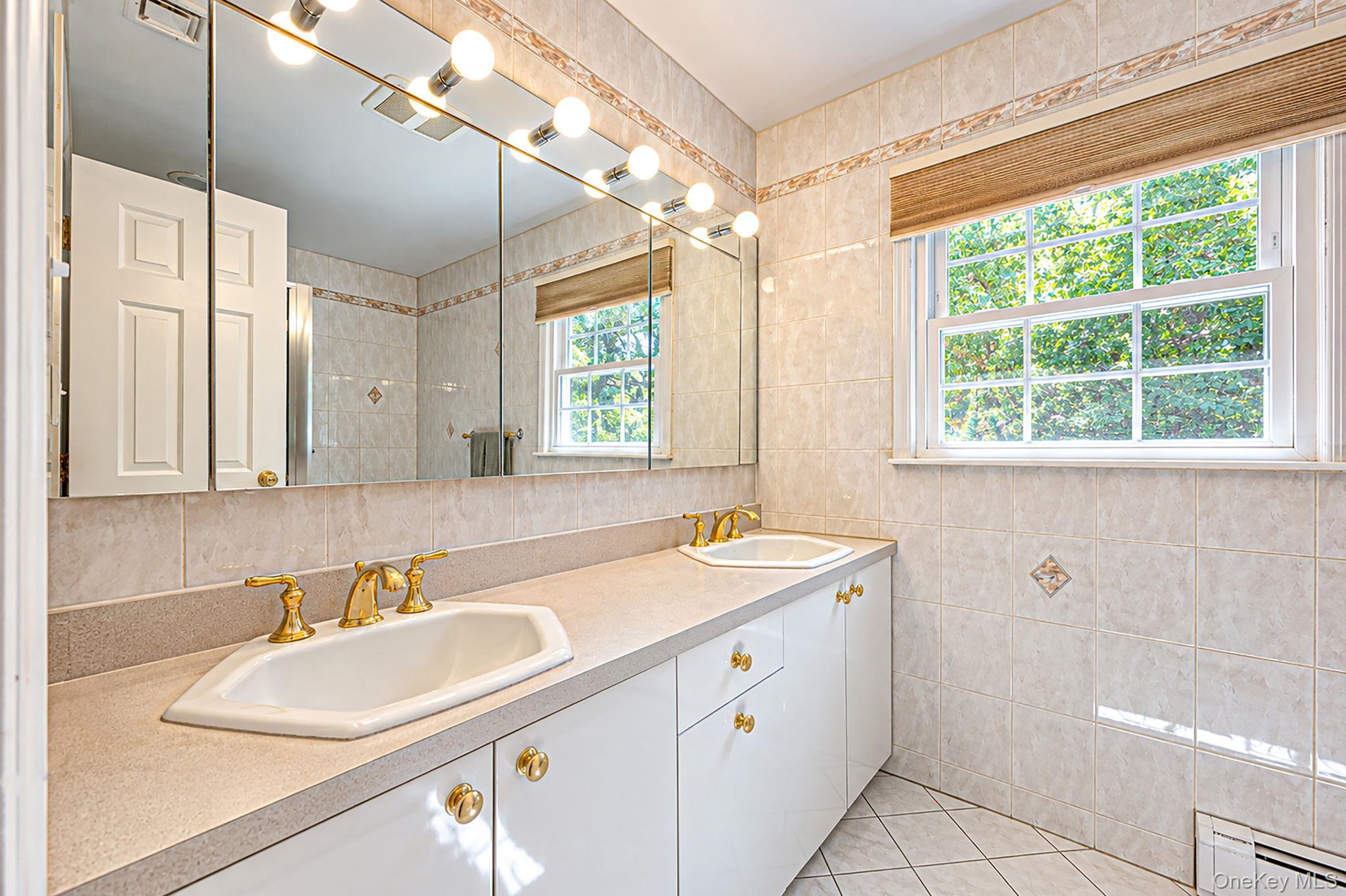Single Family Damin Circle  Suffolk County, NY 11780, MLS-1049354-24