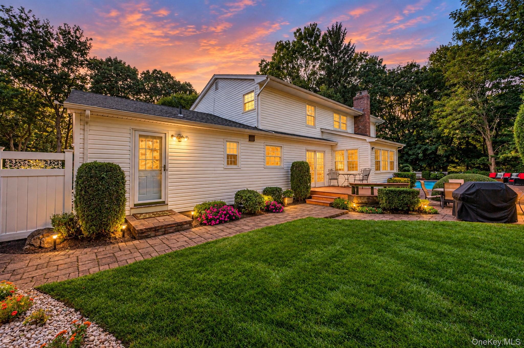 Single Family Damin Circle  Suffolk County, NY 11780, MLS-1049354-37