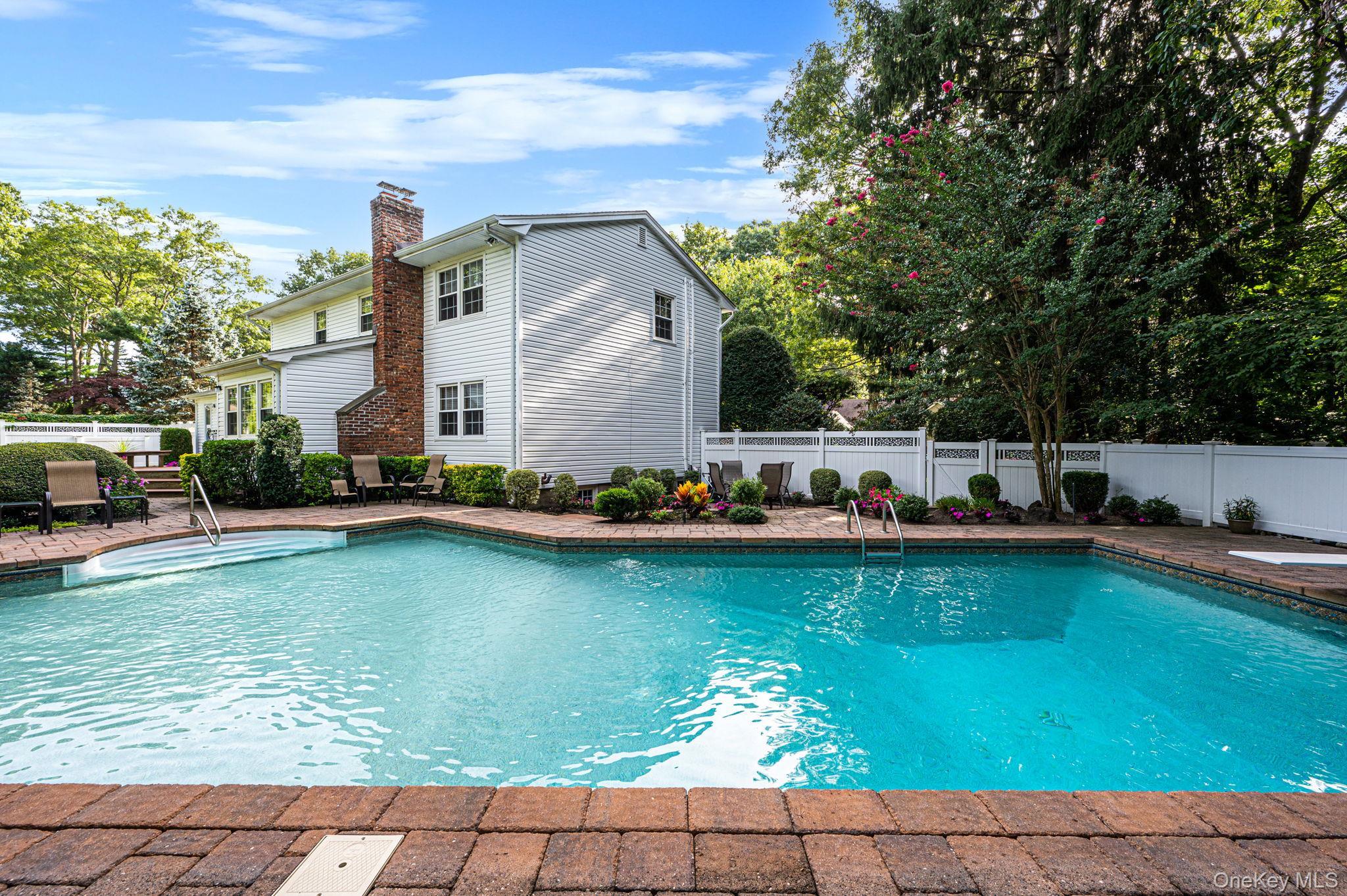 Single Family Damin Circle  Suffolk County, NY 11780, MLS-1049354-44