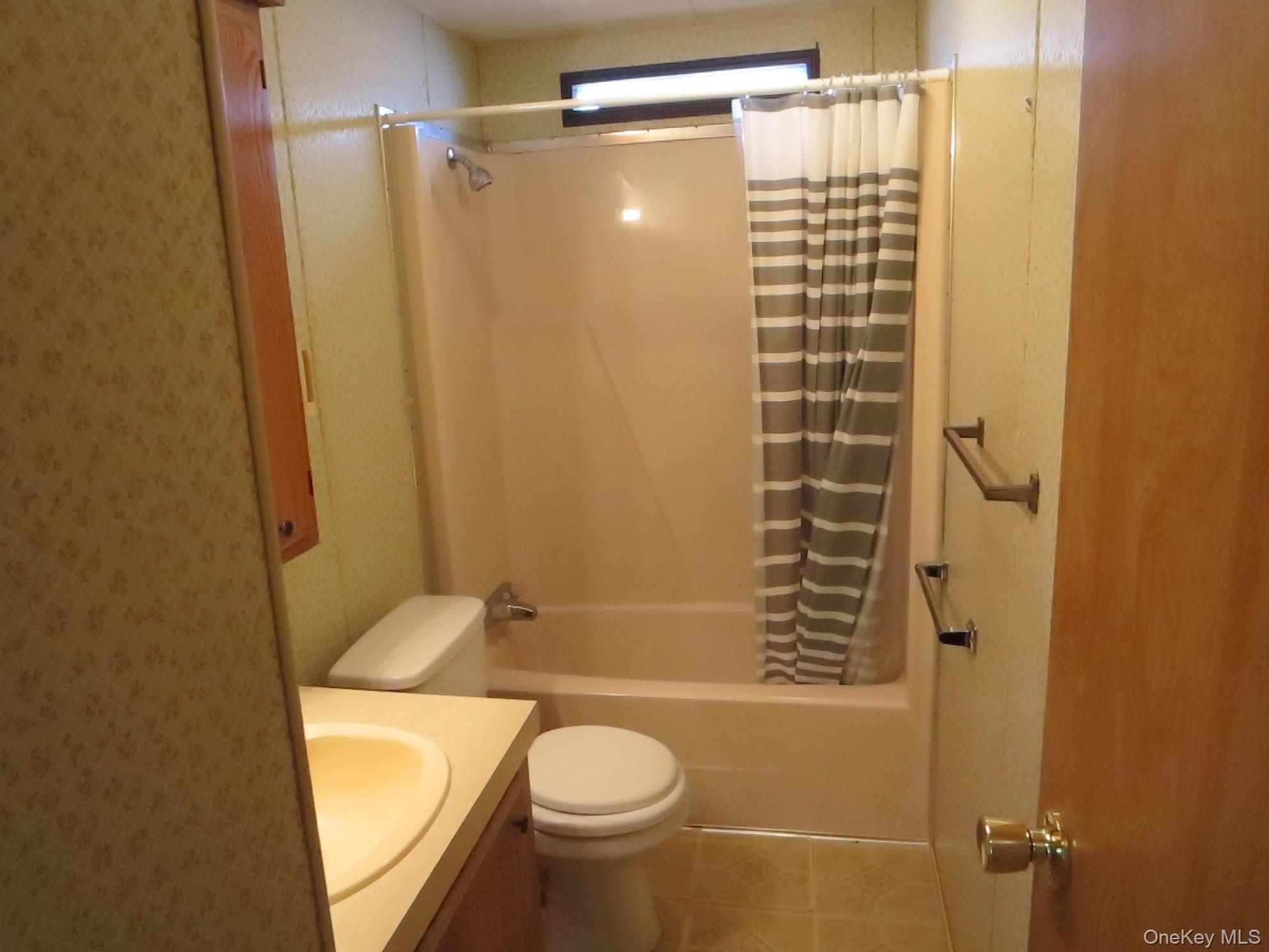 Single Family Park Drive  Dutchess County, NY 12522, MLS-1049355-9