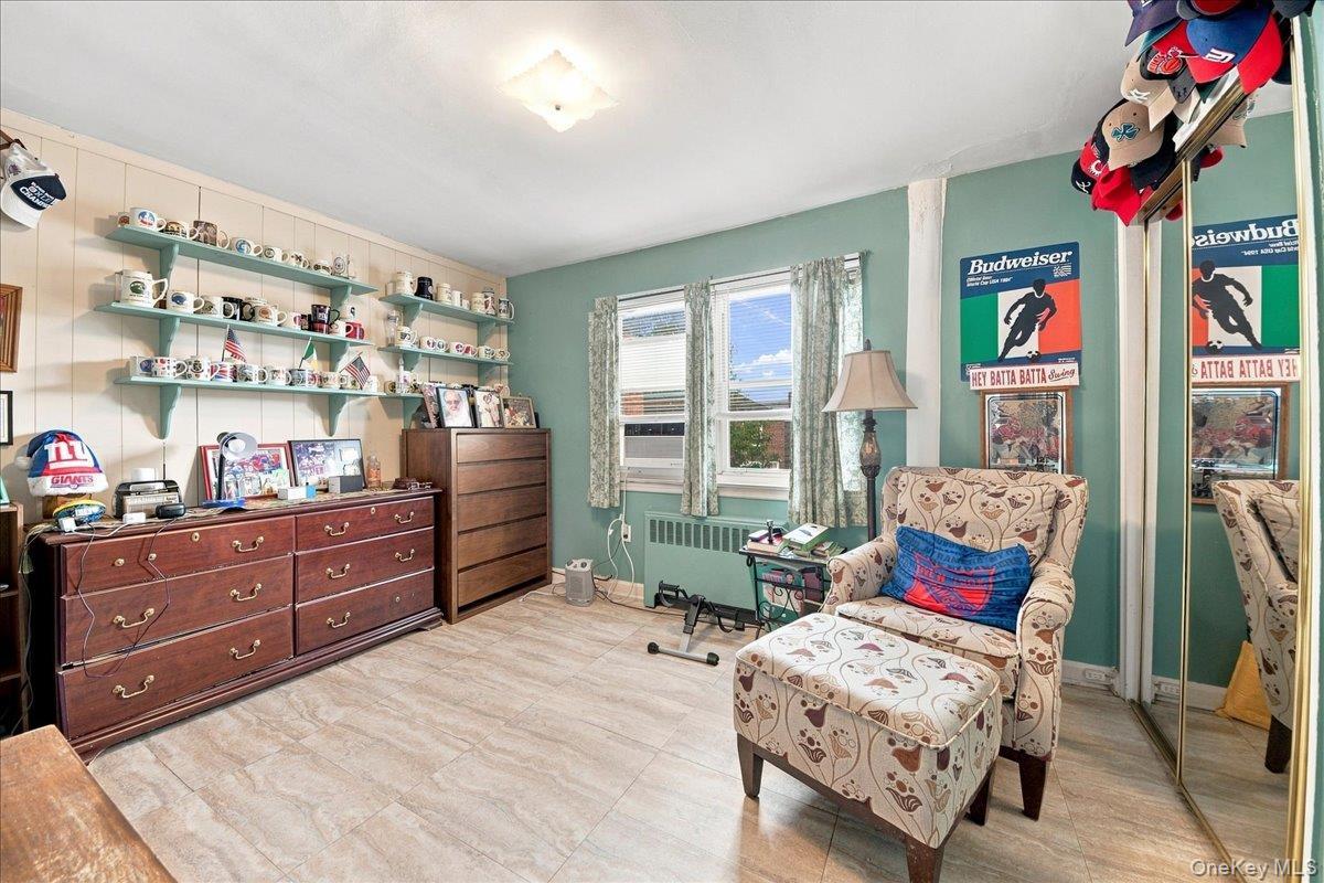 Single Family Merry Avenue Bronx, NY 10461, MLS-1049357-13