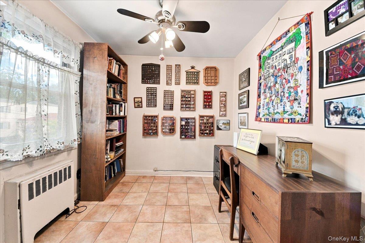 Single Family Merry Avenue Bronx, NY 10461, MLS-1049357-16