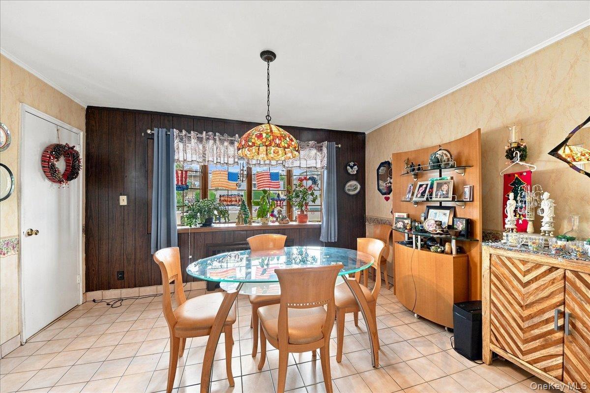 Single Family Merry Avenue Bronx, NY 10461, MLS-1049357-9