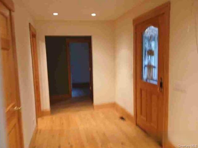 Single Family Brookside Lane  Westchester County, NY 10562, MLS-1049363-3