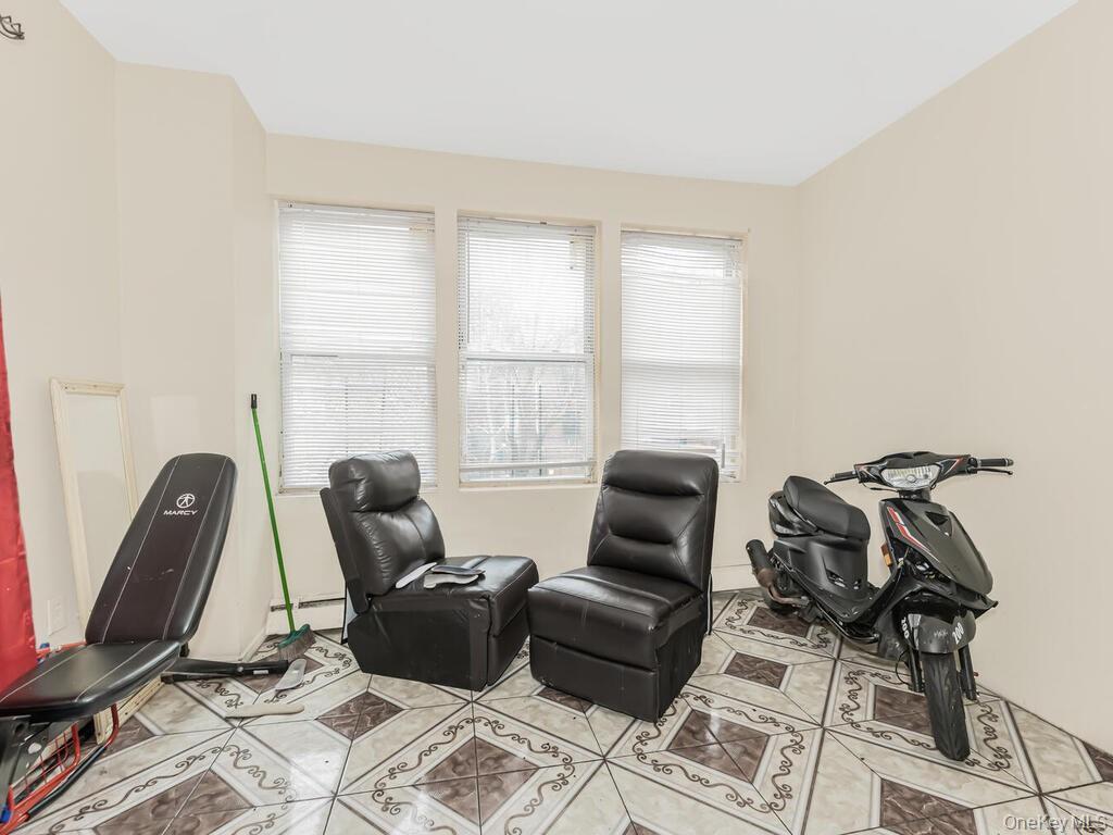 Single Family Anderson Avenue Bronx, NY 10452, MLS-1049365-22